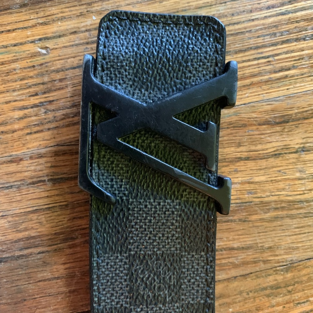 LOUIE VUITTON DESIGNER BELT *AUTHENTIC*